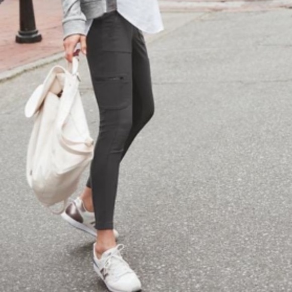 Athleta Pants - Athleta | Highland Hybrid Cargo Tight Pants 6 P